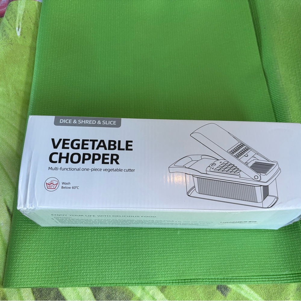 Vegetable Chopper - White